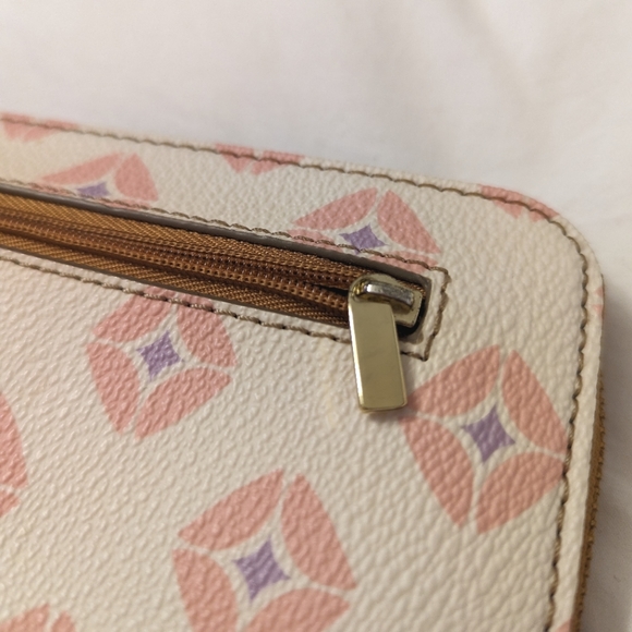 Fossil Wallet - Picture 6 of 6